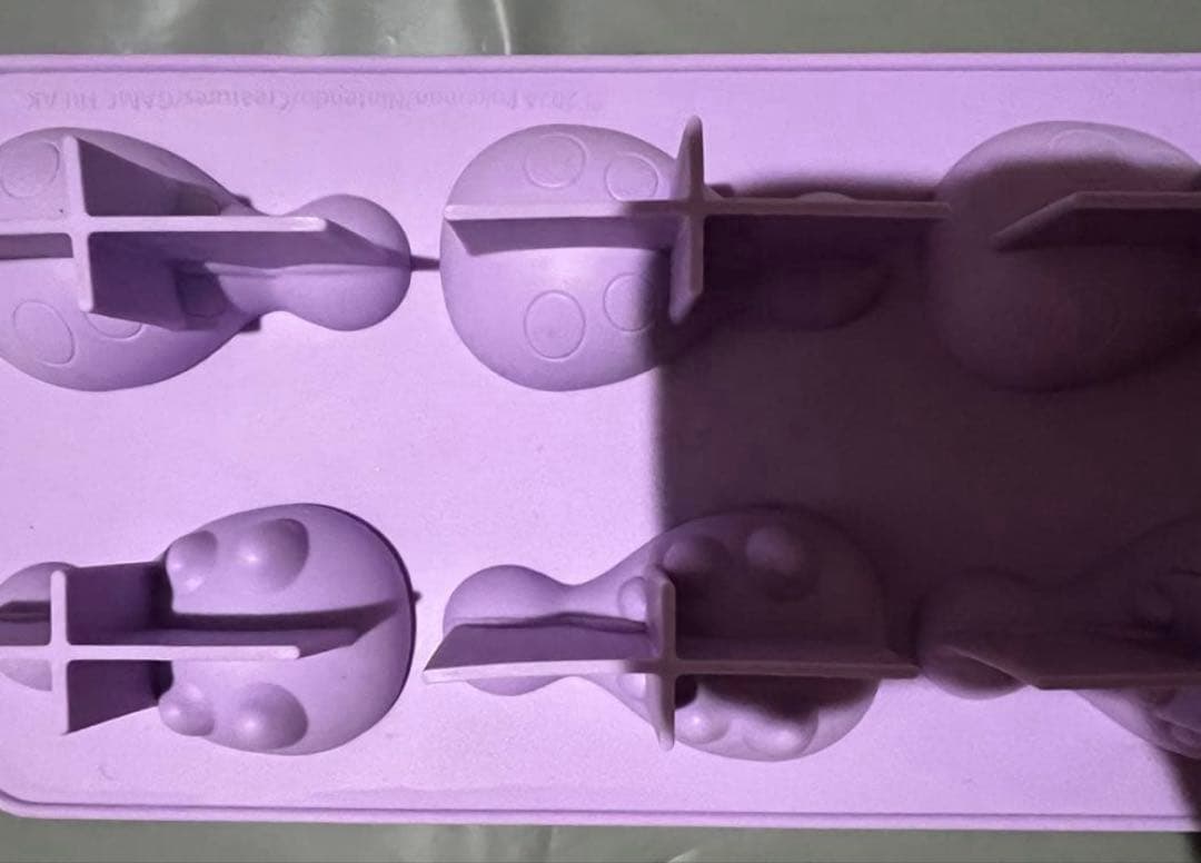 ドオー　シリコーン型　お菓子　チョコ作りに！　ポケモン