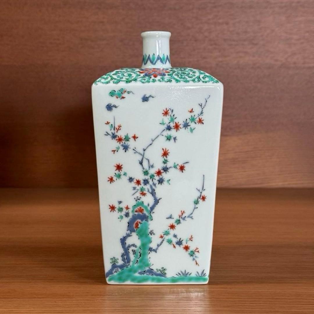 有田焼 李荘窯 柿右衛門様式 色絵 角花瓶☆