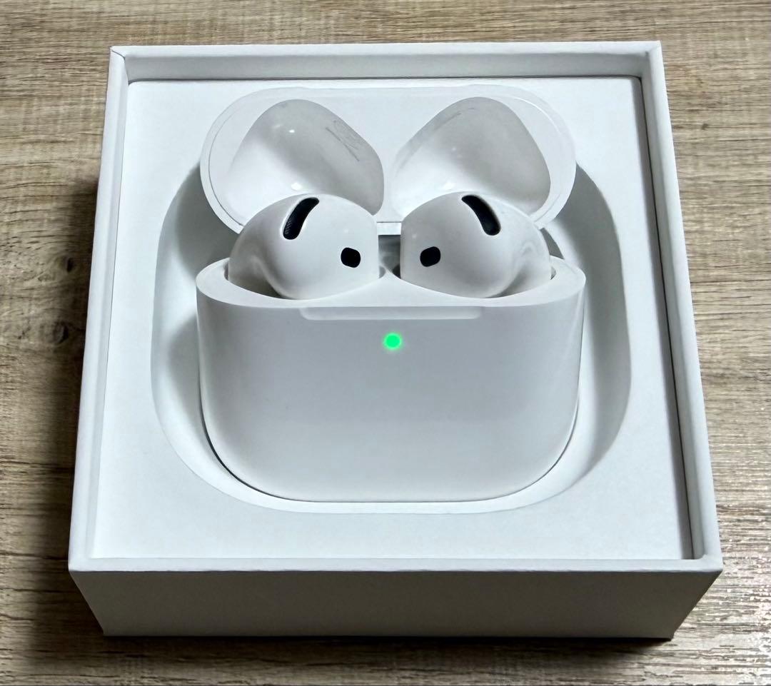 Apple AirPods 4 アクティブノイズキャンセリング