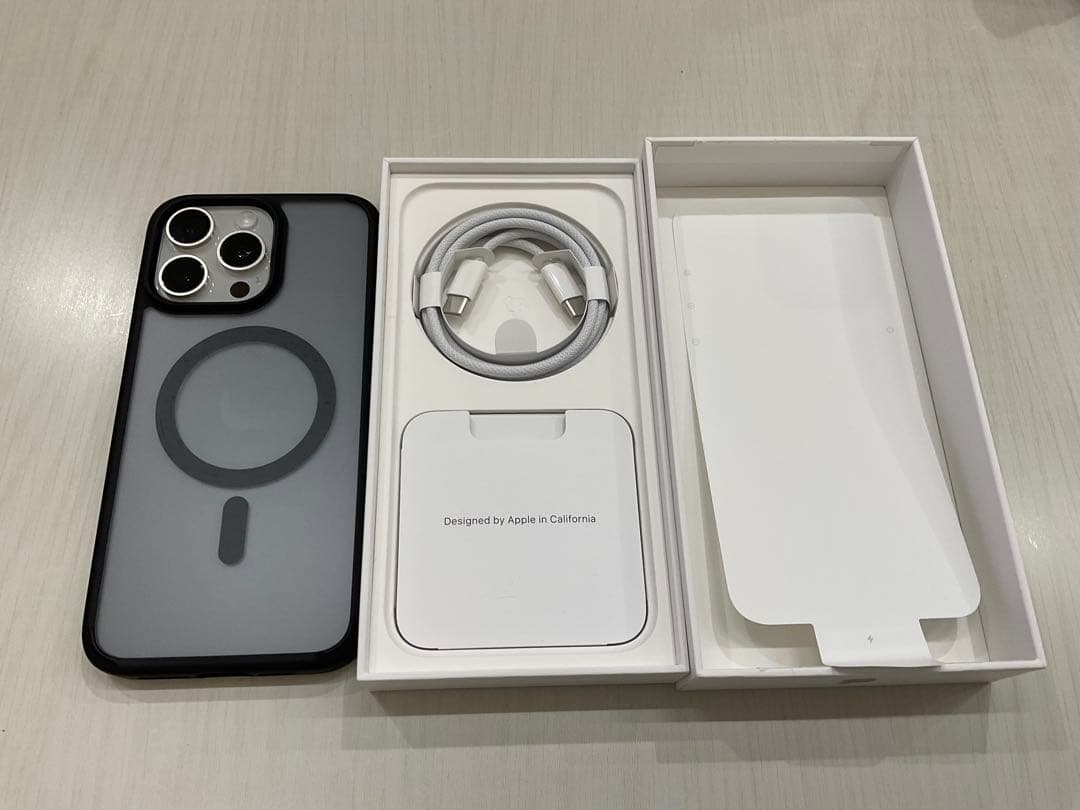【美品】Apple iPhone 15 promax 256GB