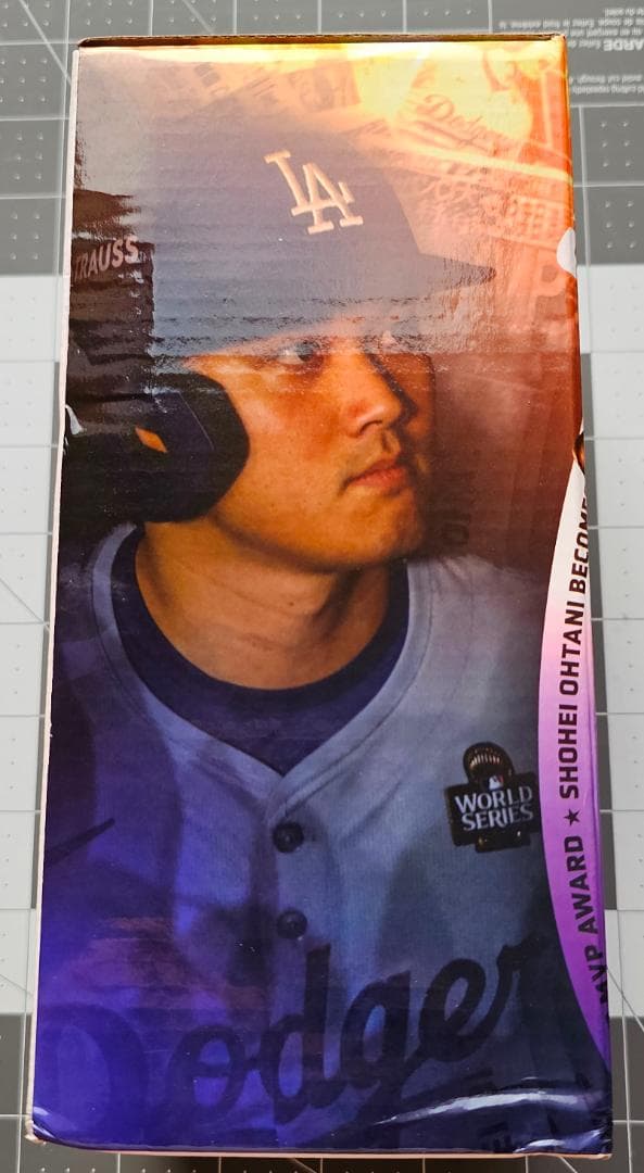 大谷翔平　ボブルヘッド 2025 MVP　Dodgers シルバーバット　限定