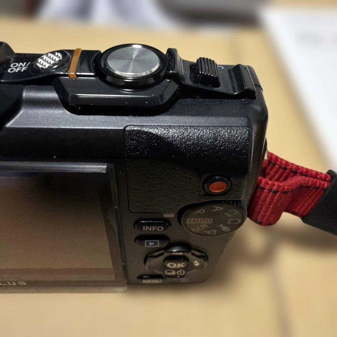 OLYMPUS STYLUS TG-4 Tough ブラック