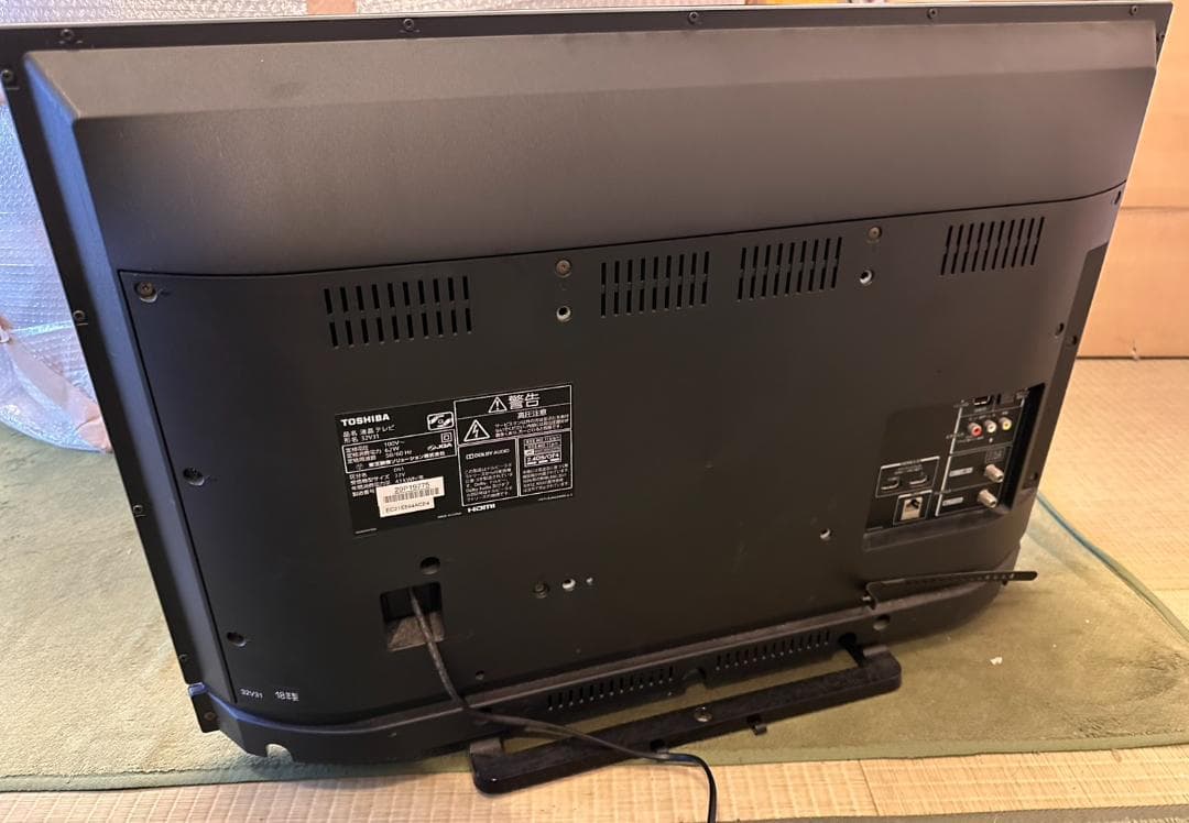 TOSHIBA 東芝 テレビ　32V31 18年 Netflix　32型　極美品
