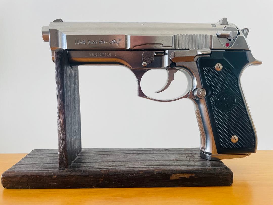 マルシン　ベレッタM9 ドルフィン　シルバー　モデルガン