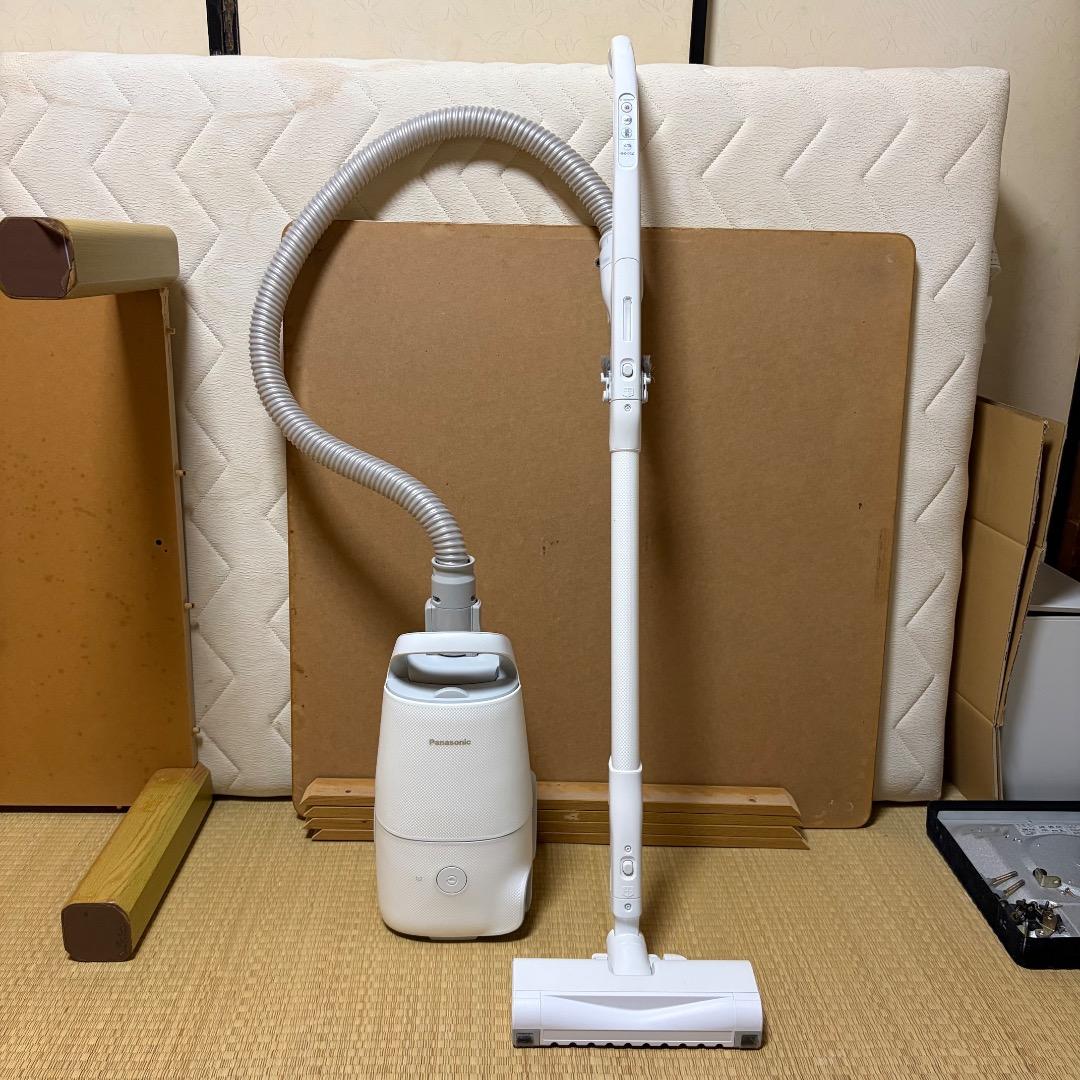 Panasonic MC-JP860K-W 2024年製 掃除機 紙パック式