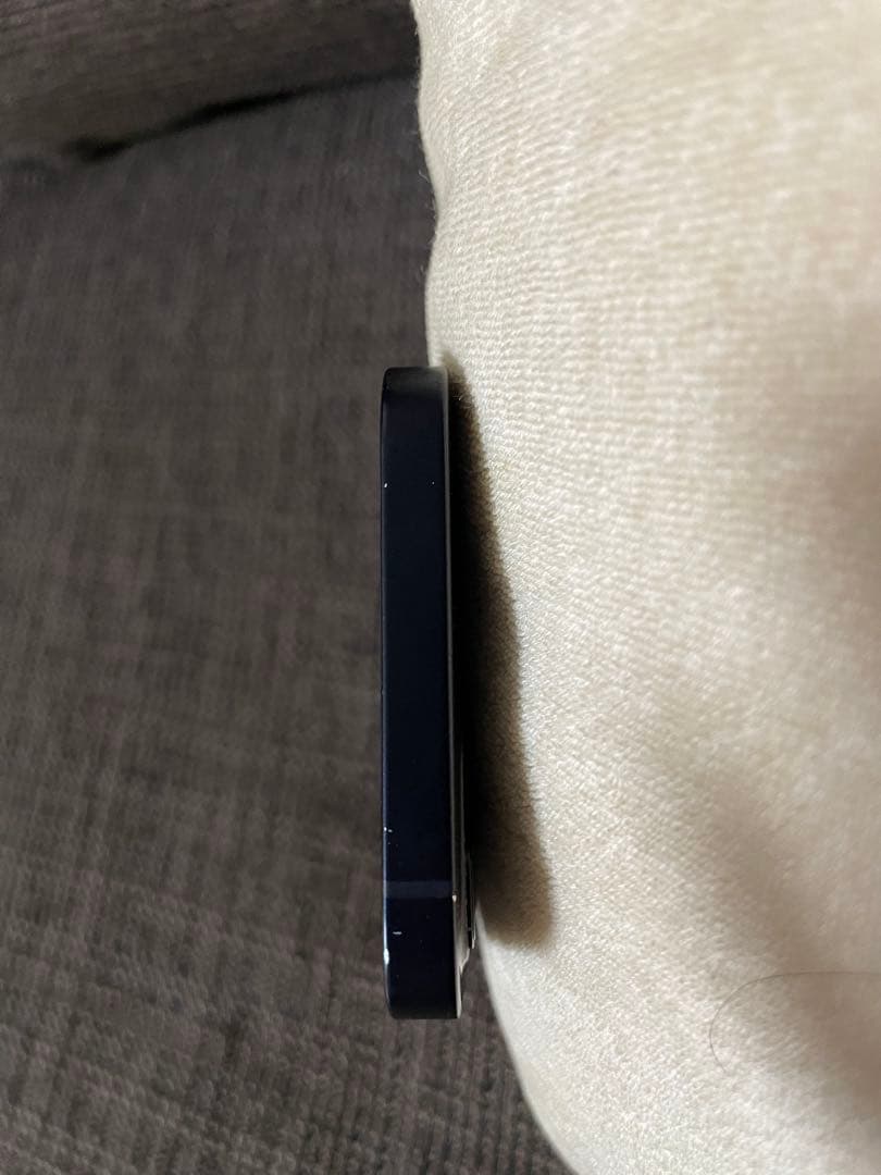 Apple iPhone 12 本体 黒　ジャンク