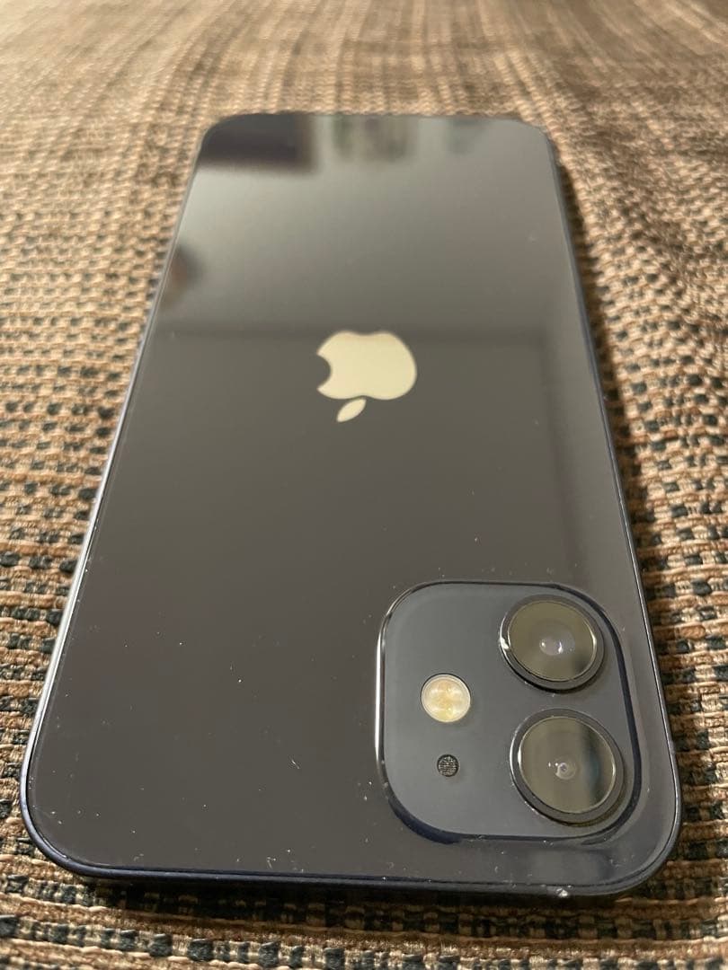 Apple iPhone 12 本体 黒　ジャンク