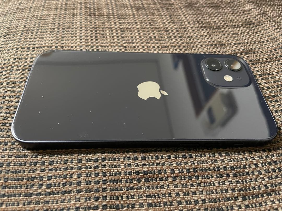 Apple iPhone 12 本体 黒　ジャンク