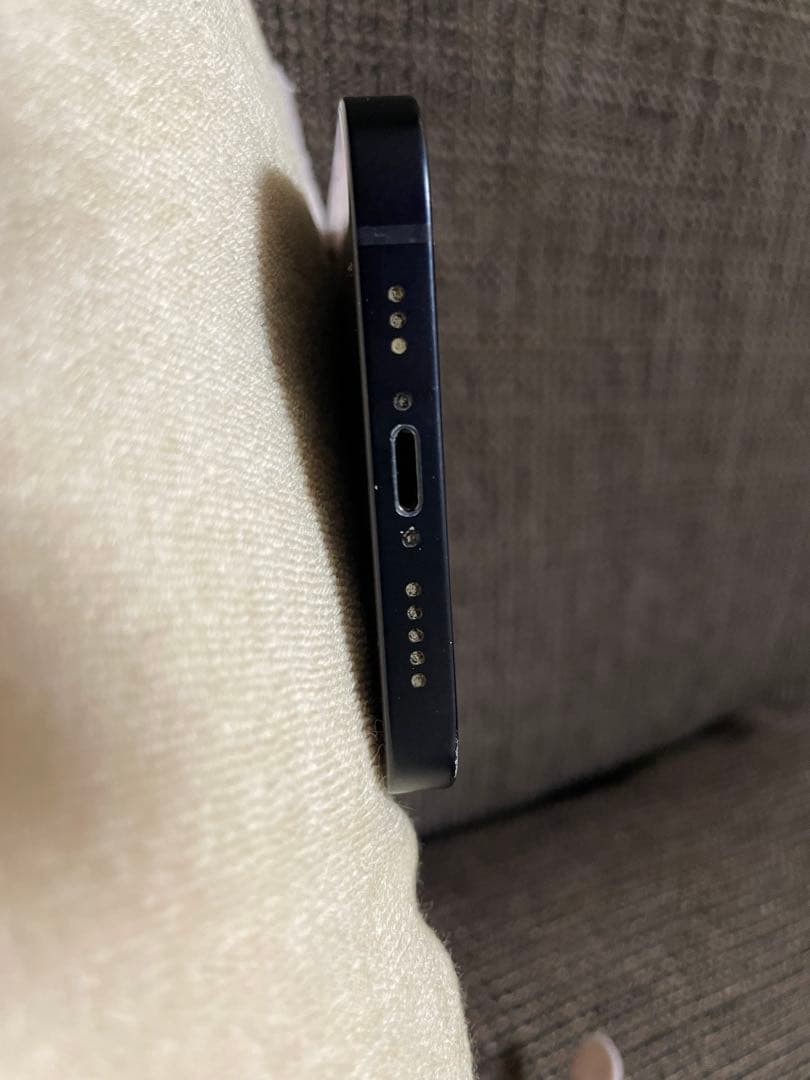 Apple iPhone 12 本体 黒　ジャンク