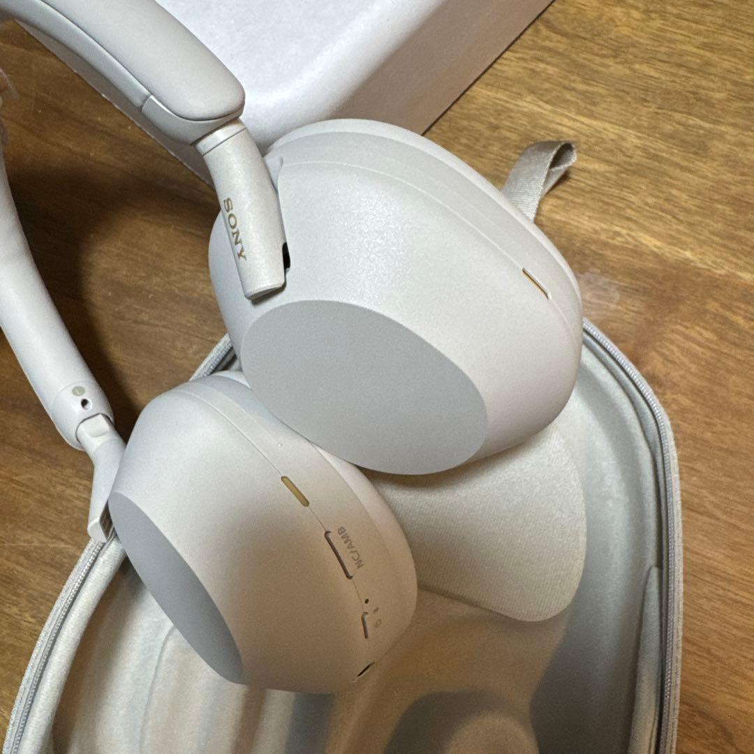【超美品】SONY WH-1000XM5 ワイヤレスヘッドホン