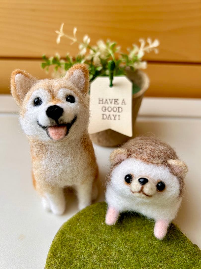レフア♪犬 柴犬ちゃん ハリネズミちゃん 羊毛フェルト ハンドメイド