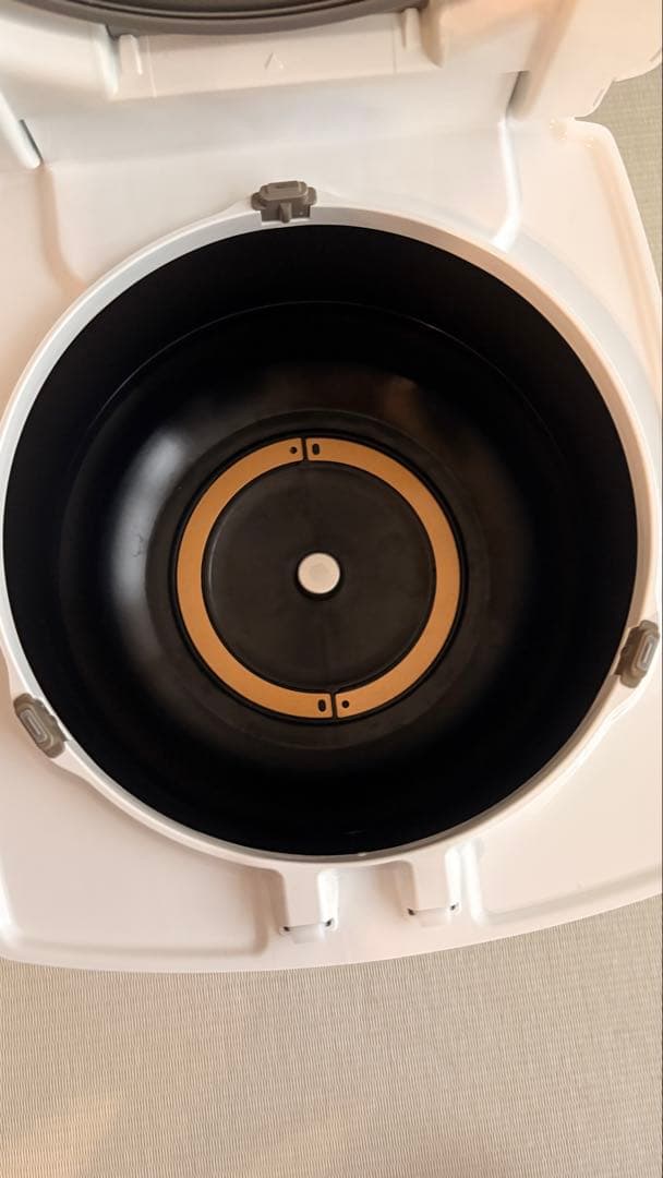 2022年製 炊飯器5.5合炊き NJ-VED10-W 三菱電機
