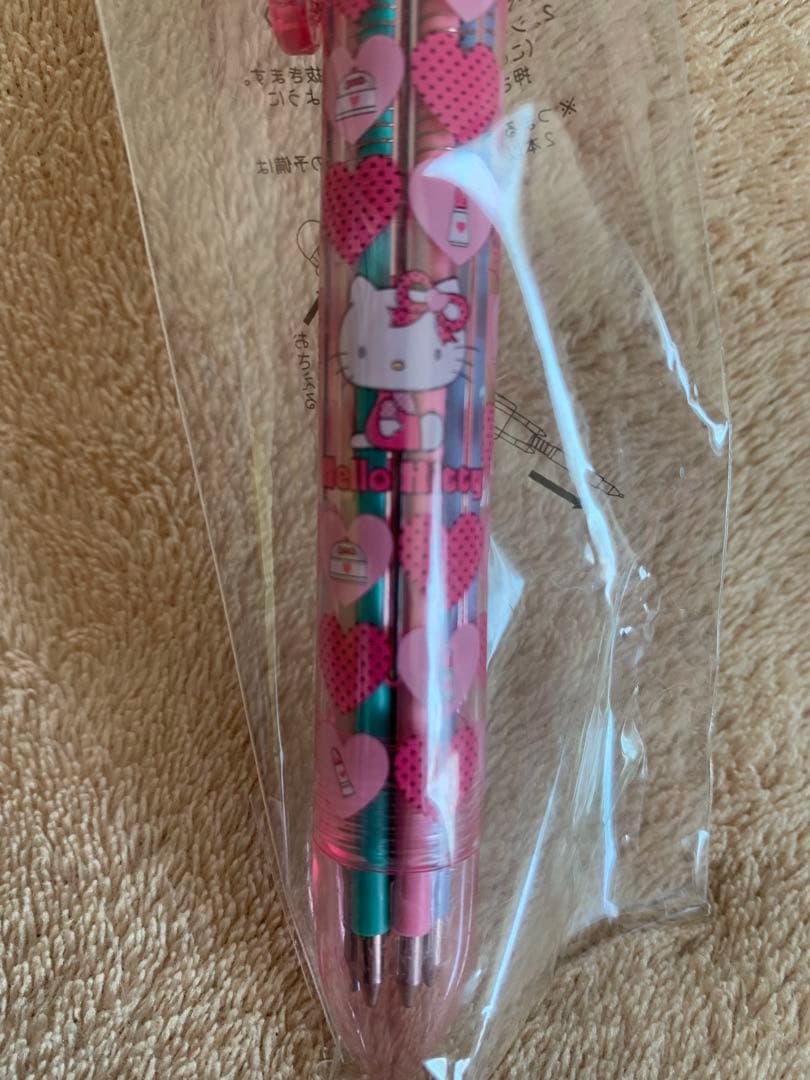 【未使用品】Hello Kitty 5色ボールペン & シャープペン
