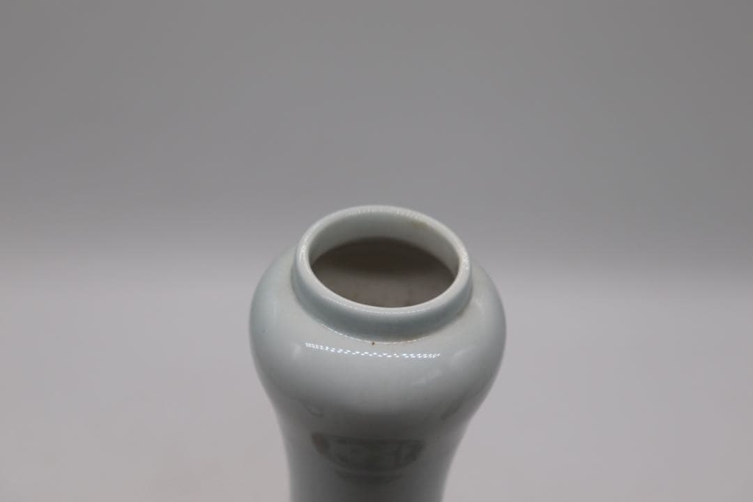 中国　とう彩　花卉紋蒜頭瓶　乾隆年製銘　送料込み250510