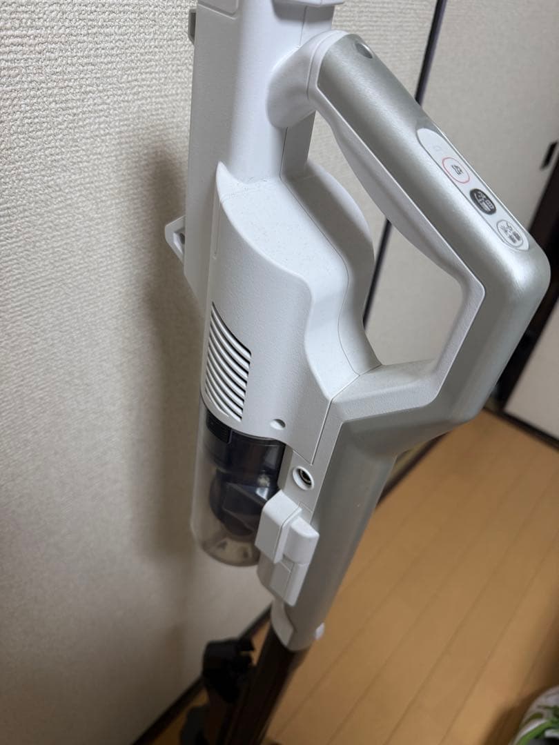アイリスオーヤマ スティッククリーナー　掃除機　SCD-120P-W