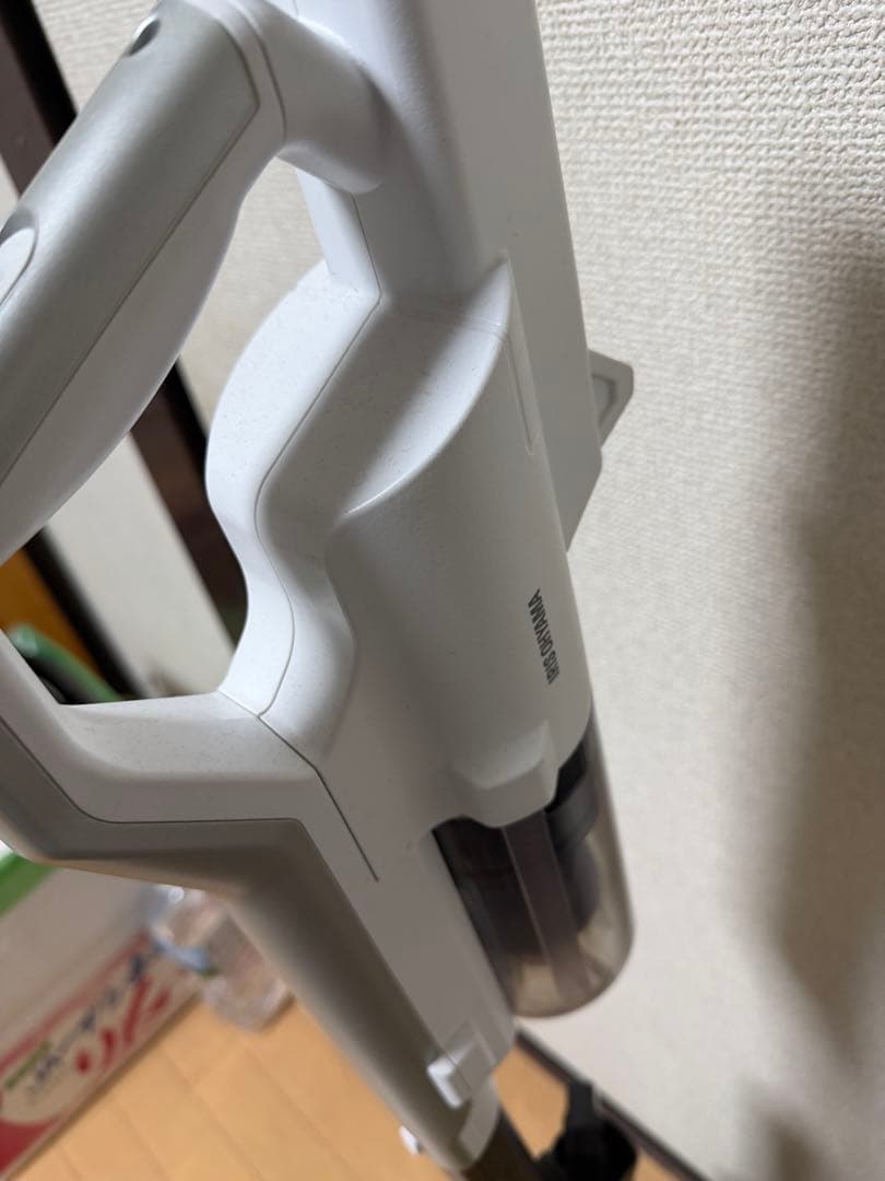アイリスオーヤマ スティッククリーナー　掃除機　SCD-120P-W