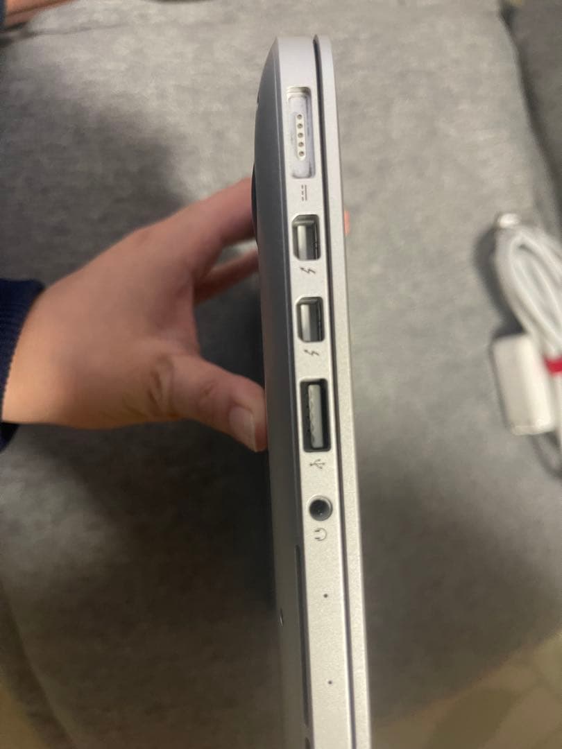 【初期化済み】Apple MacBook Pro 13inch