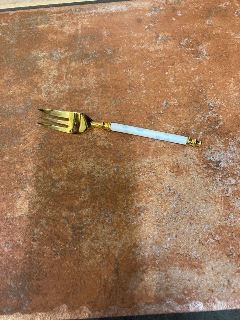 ハローキティ2000年限定 25周年記念コレクションケーキ皿2枚セット