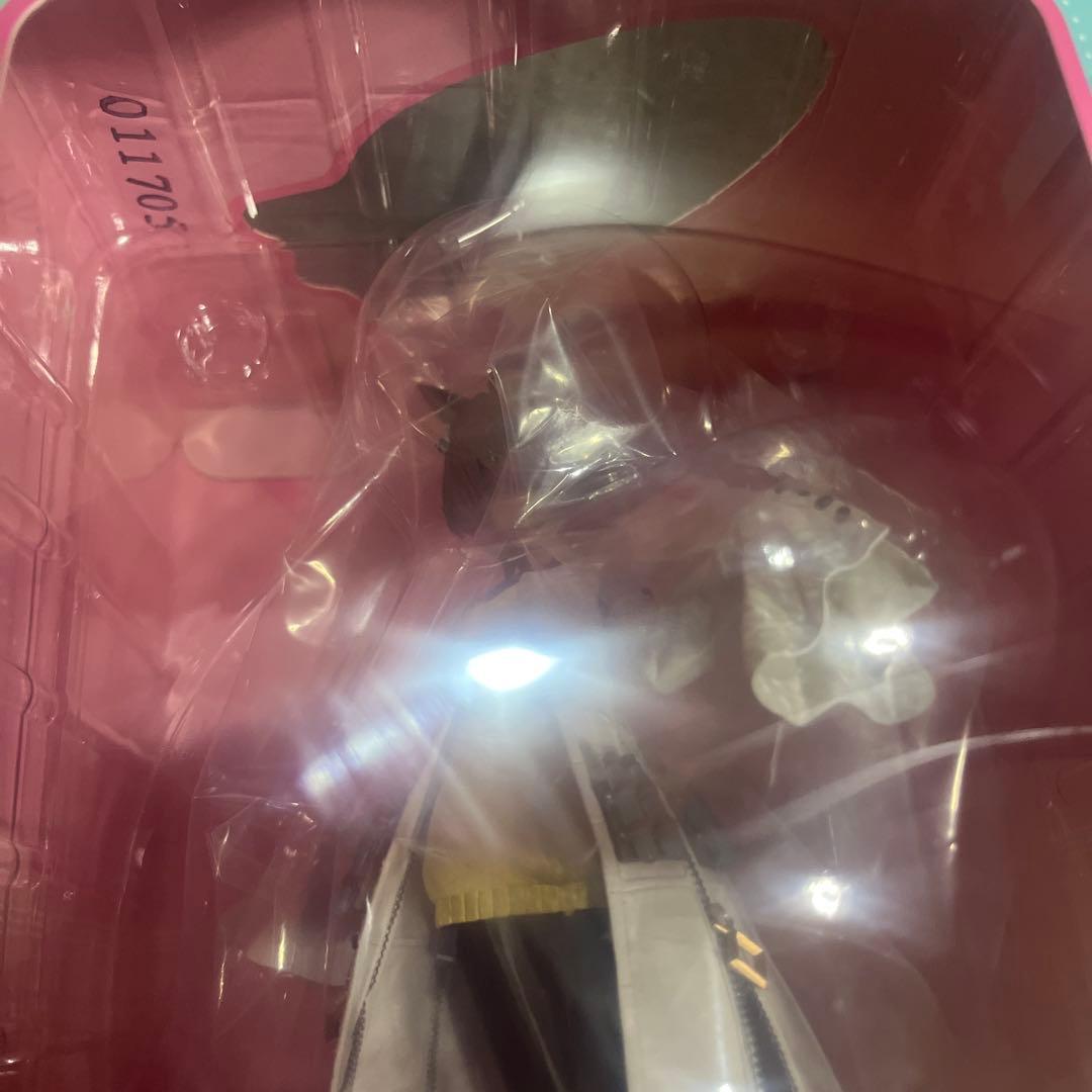 ウマ娘　アグネスタキオン　1番くじ　フィギュア