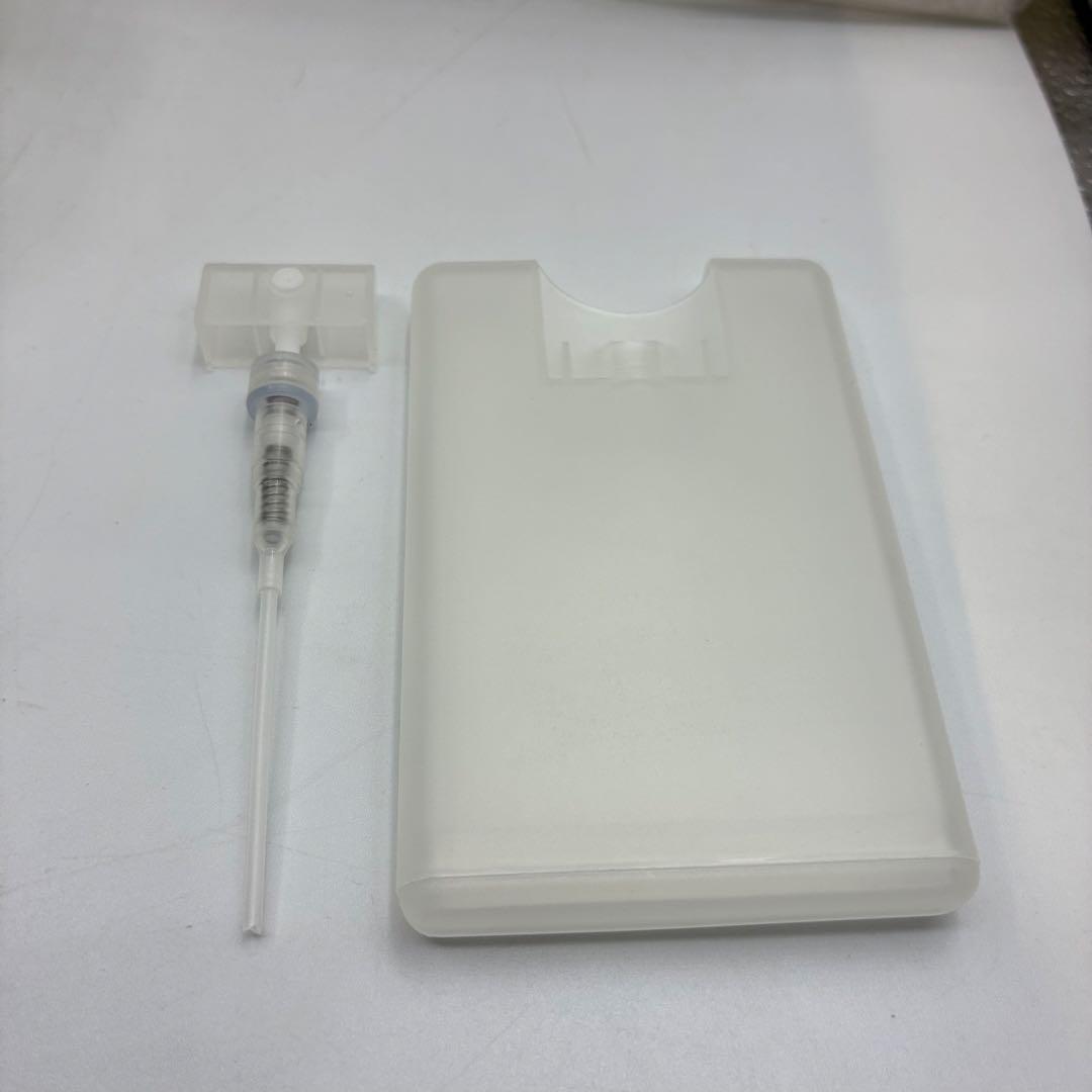 【新品】カード型スプレーボトル　アトマイザー　アルコール対応　300個 19ml