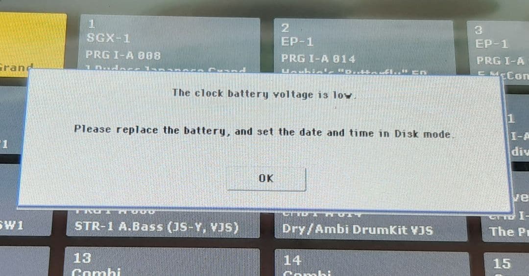 KORG KRONOS X 73鍵盤　中古ジャンク品