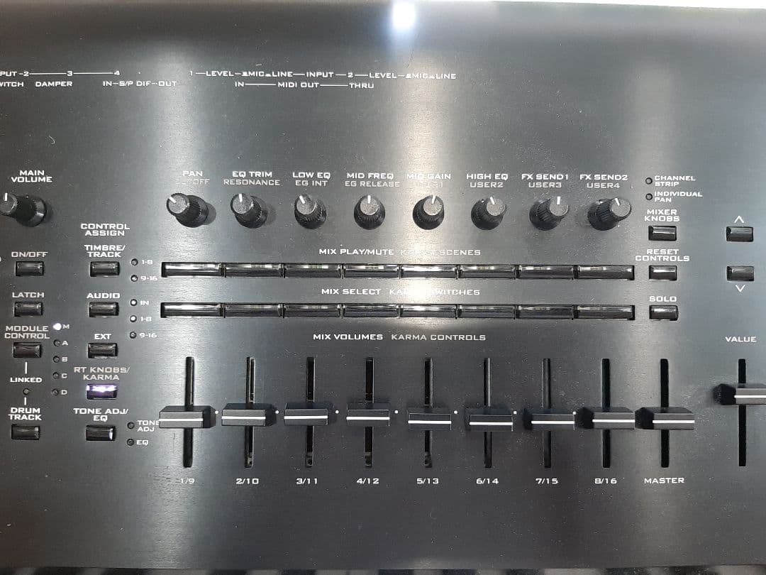 KORG KRONOS X 73鍵盤　中古ジャンク品