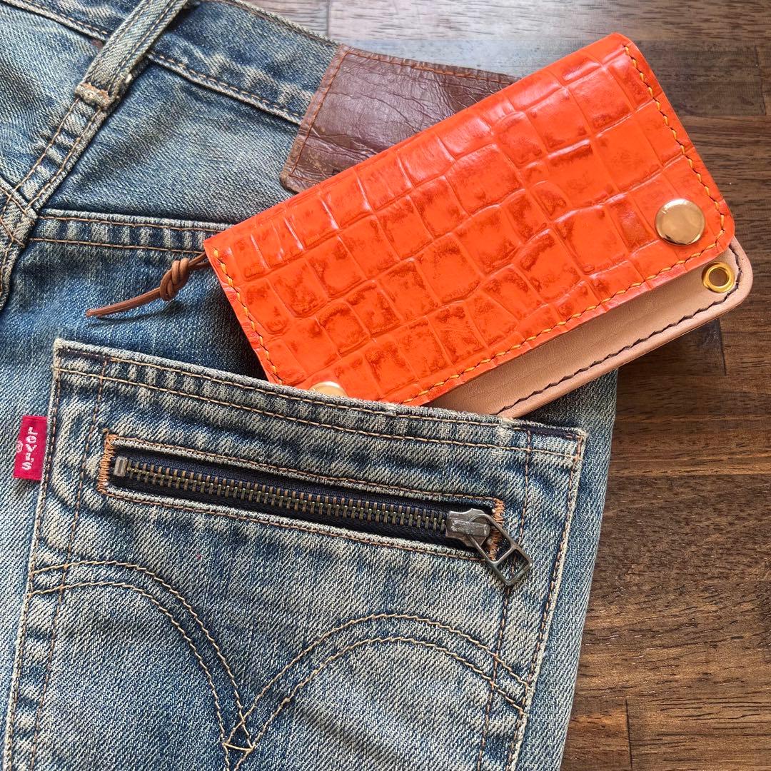 栃木レザー 牛革 トラッカーウォレットミドル クロコ型押 『紙幣折らずに収納可』