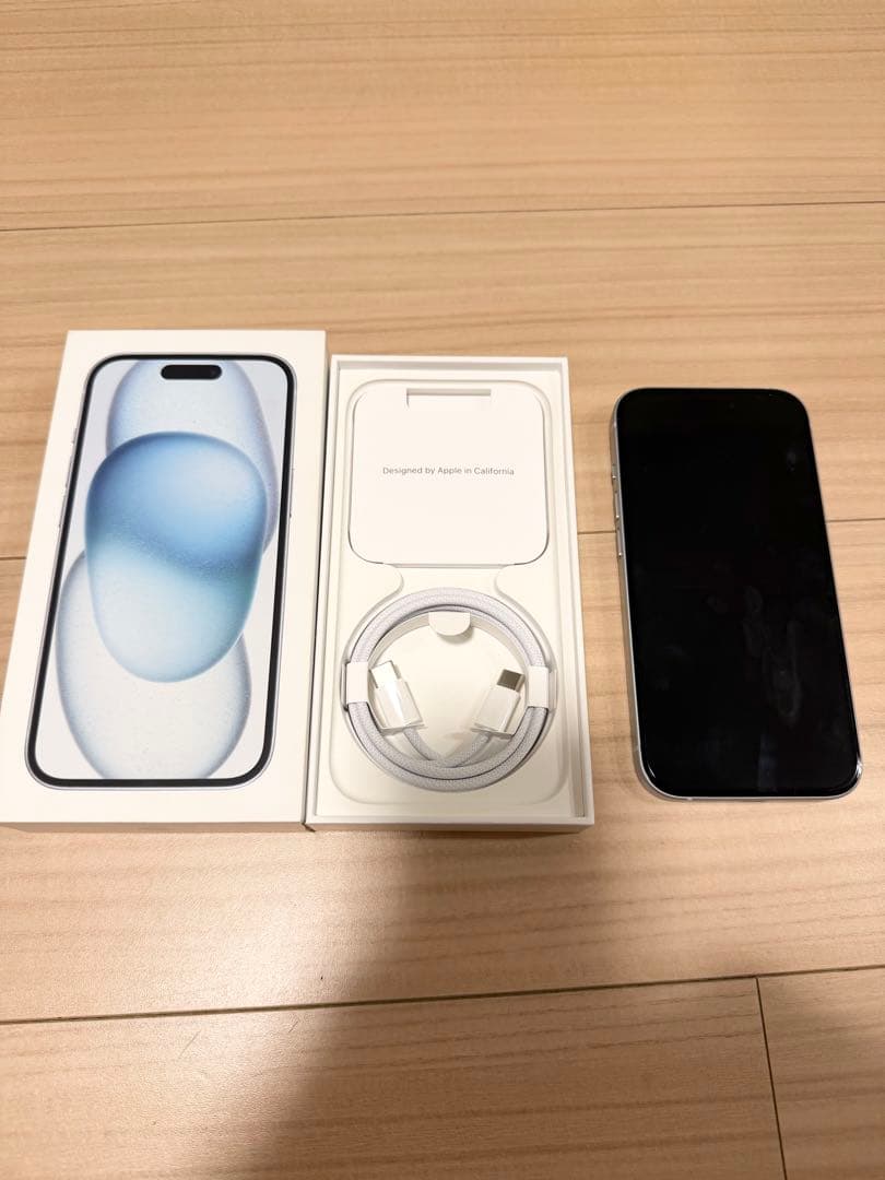 ［美品］iPhone15 ブルー256GB 本体SIMフリー　箱・未使用充電器付