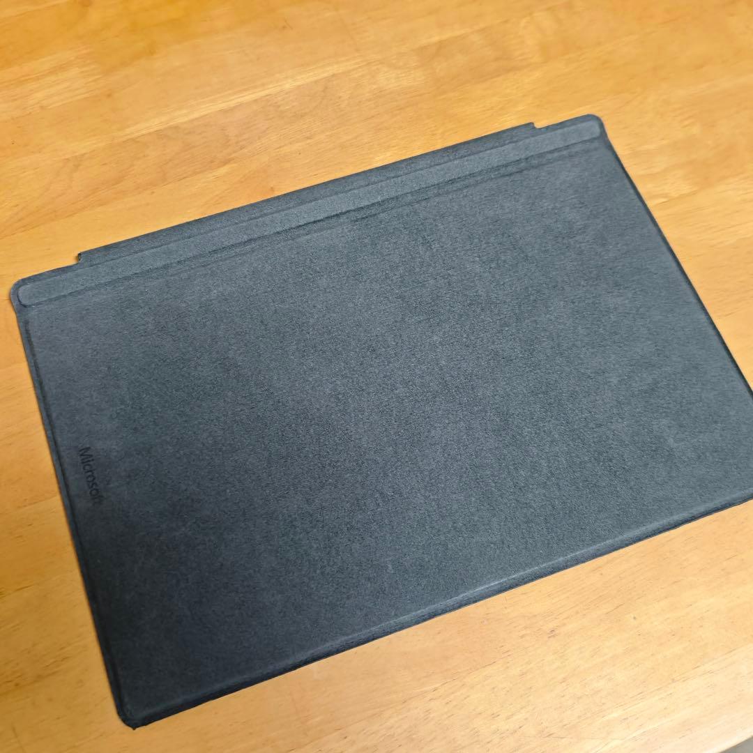 Surface Pro 7 i3 4GB 128GBタイプカバー付き