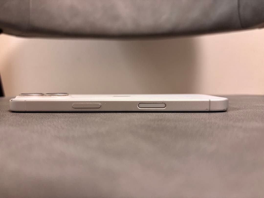 ※てんちゃん様※iPhone16 128GB ホワイト