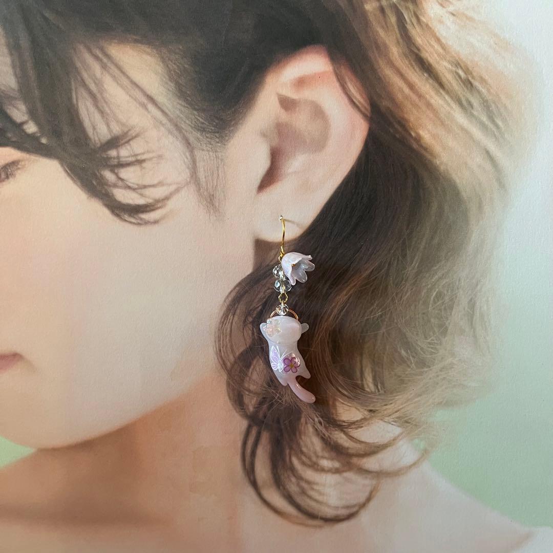 ฅ❤️ チューリップ　ねこ　猫　レジン　花　ピアス　イヤリング　ハンドメイド