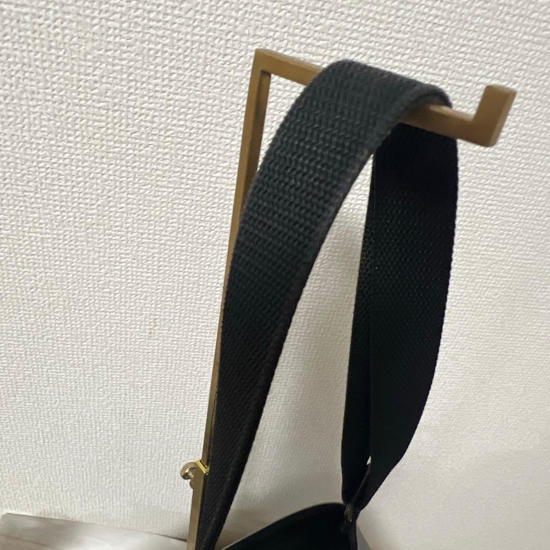 美品　アヤノコウジ　ガマグチ　スクエアワンショルダーバッグ　グレー