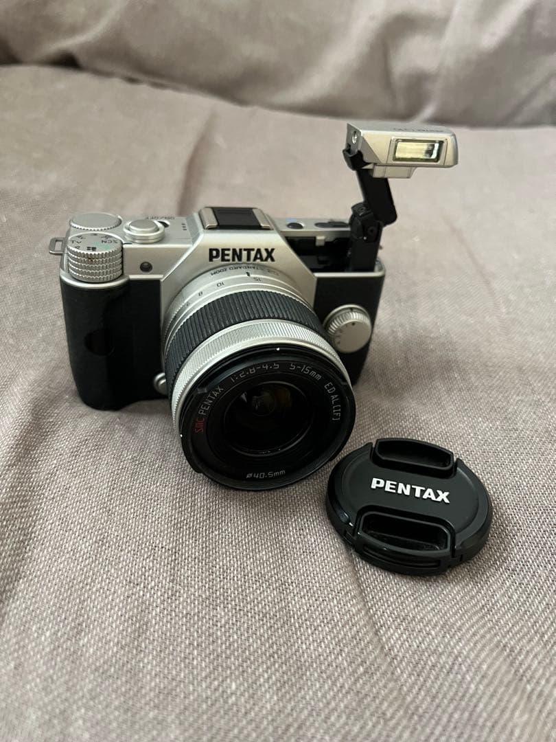 PENTAXQ10 ミラーレス02STANDARD ZOOM　カード箱ケース付き