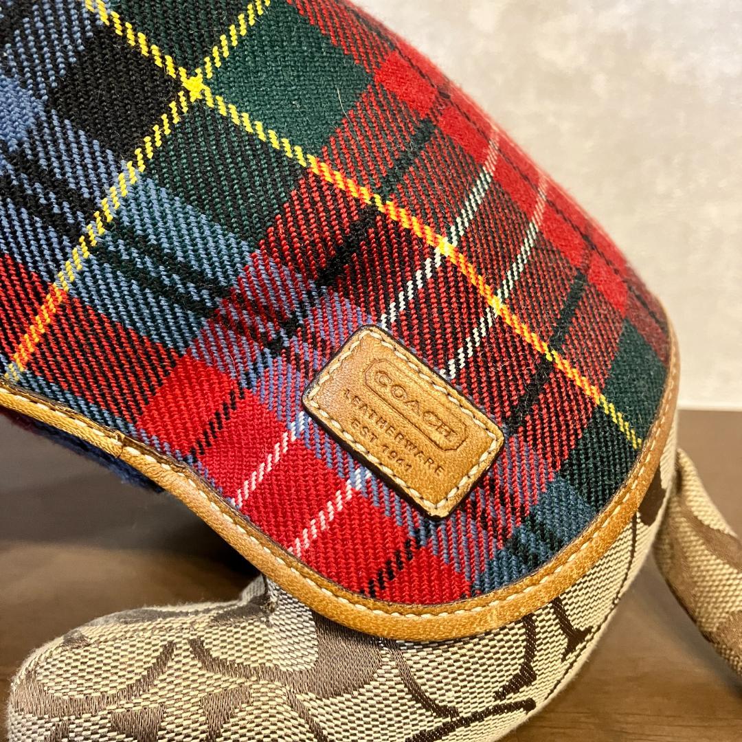 COACH コーチ クリスマスホリデー ペット 犬 ぬいぐるみ ドッグウェア付き