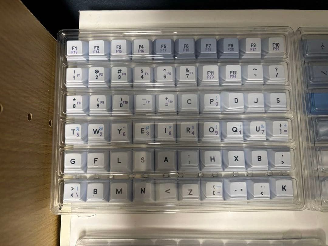 ⬇️KAT Operator Thickened PBT キーキャップ