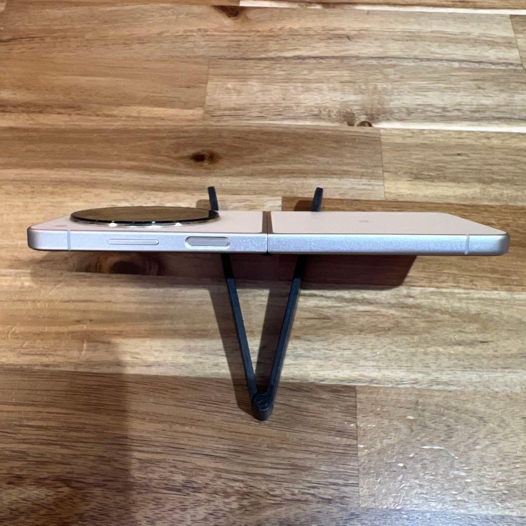 C995 SIMフリー Softbank Libero Flip A304ZT