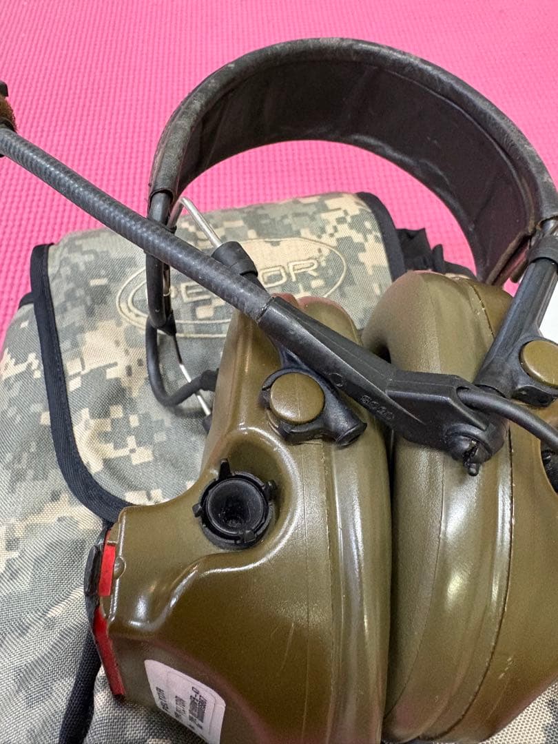Peltor comtac 2実物ヘッドセット