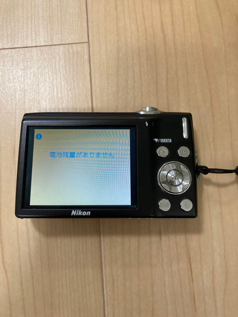 Nikon COOLPIX S3000デジタルカメラ