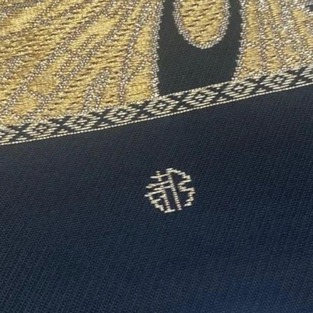 table runner 「立涌に金彩蝶」　帯リメイク　正絹　長尺