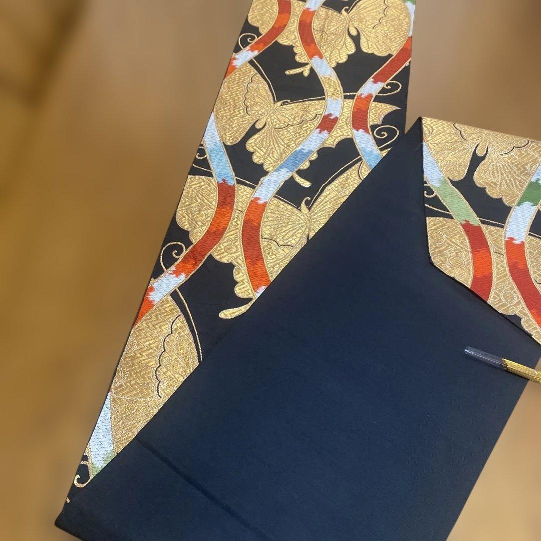 table runner 「立涌に金彩蝶」　帯リメイク　正絹　長尺