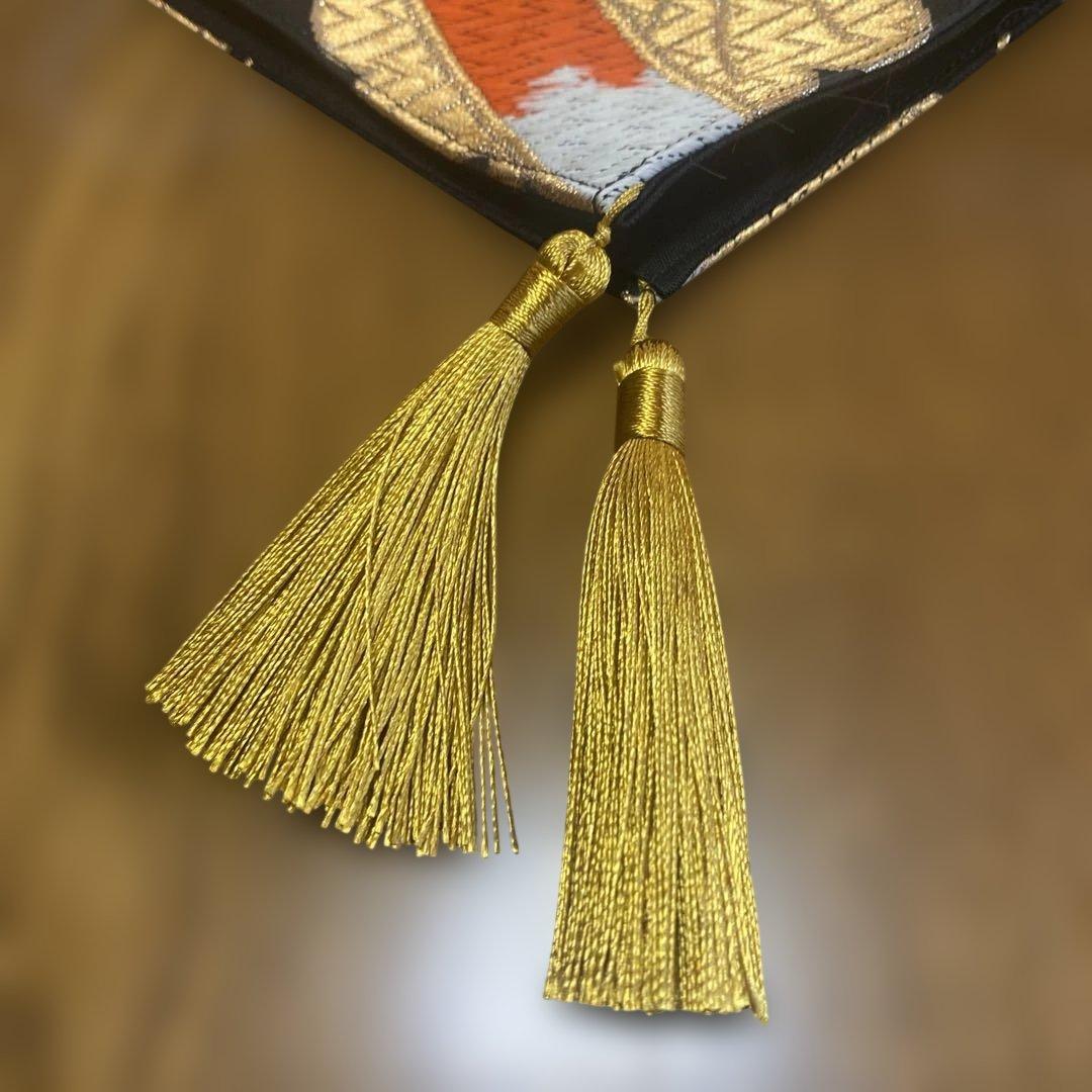 table runner 「立涌に金彩蝶」　帯リメイク　正絹　長尺