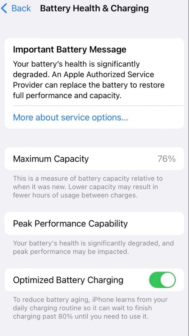 iPhone 8 本体 64GB