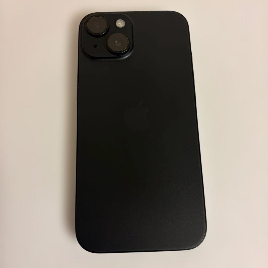 美品　iPhone15 本体　ブラック　128GB simフリー