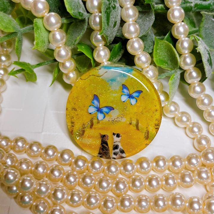 ゆきそら様お取置きです。レジンヘアゴム いちょう並木 猫ちゃんと蝶々No.731