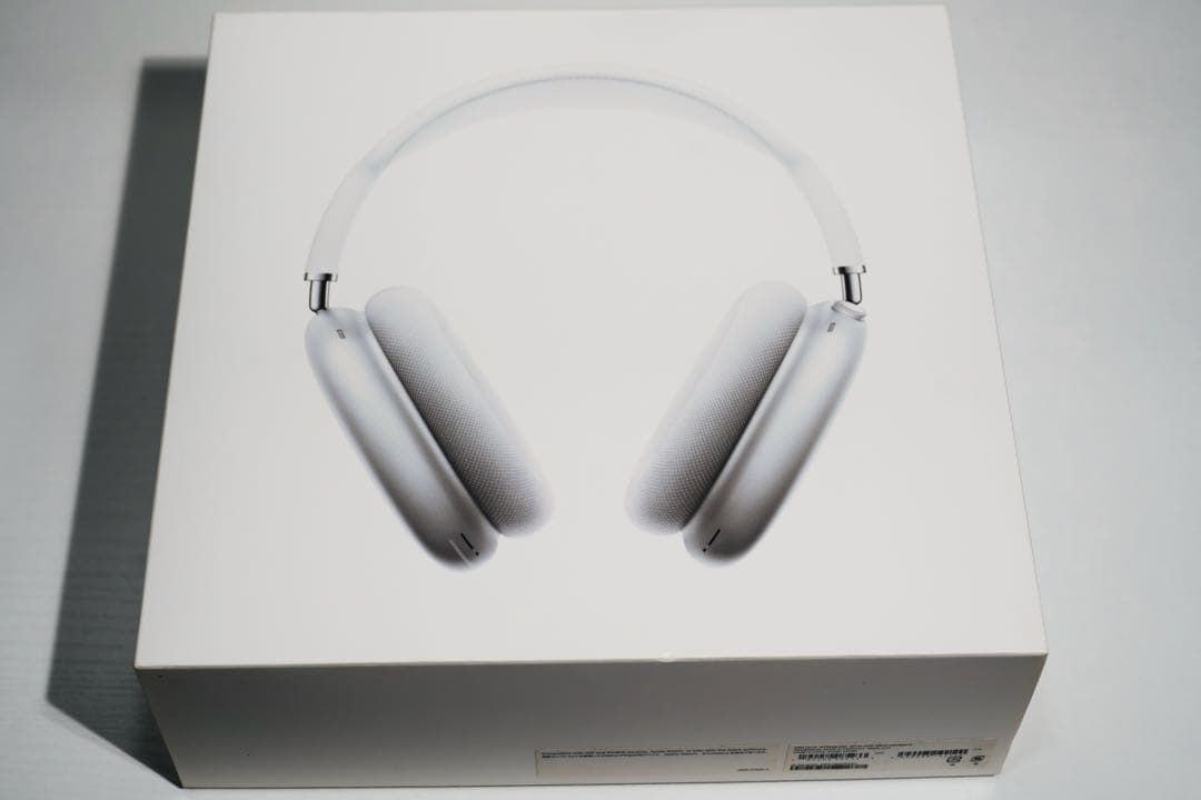 AirPodsMAX イヤークッションとケースハードケースおまけ！