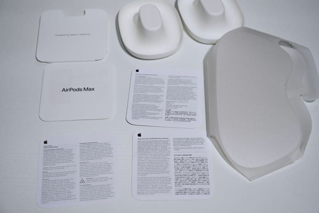 AirPodsMAX イヤークッションとケースハードケースおまけ！