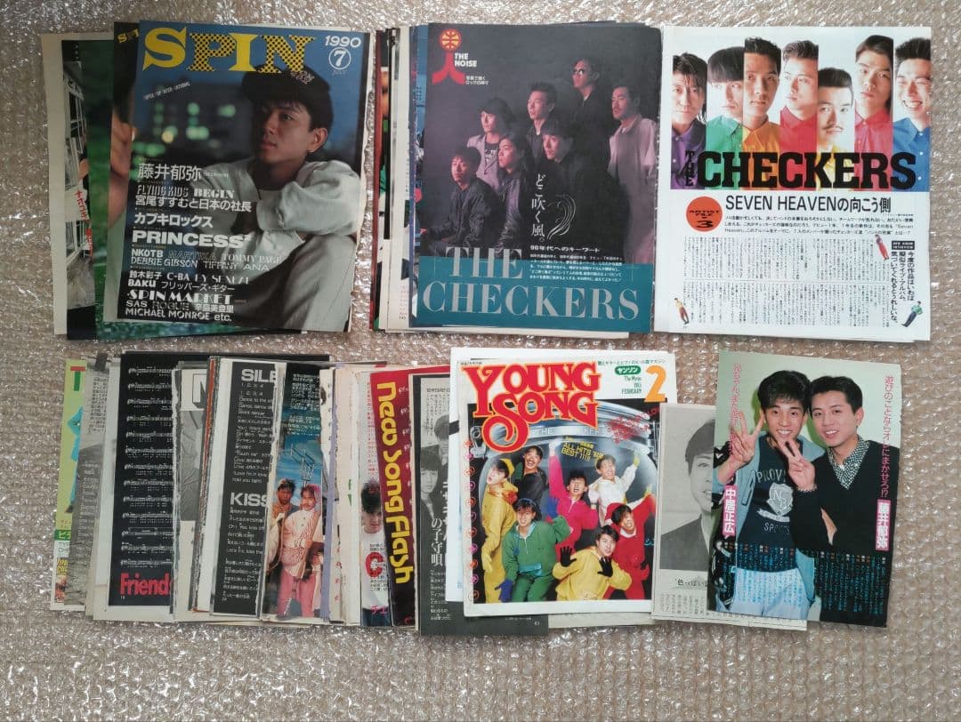 藤井フミヤ FC会報 + チェッカーズ 雑誌切り抜き大量