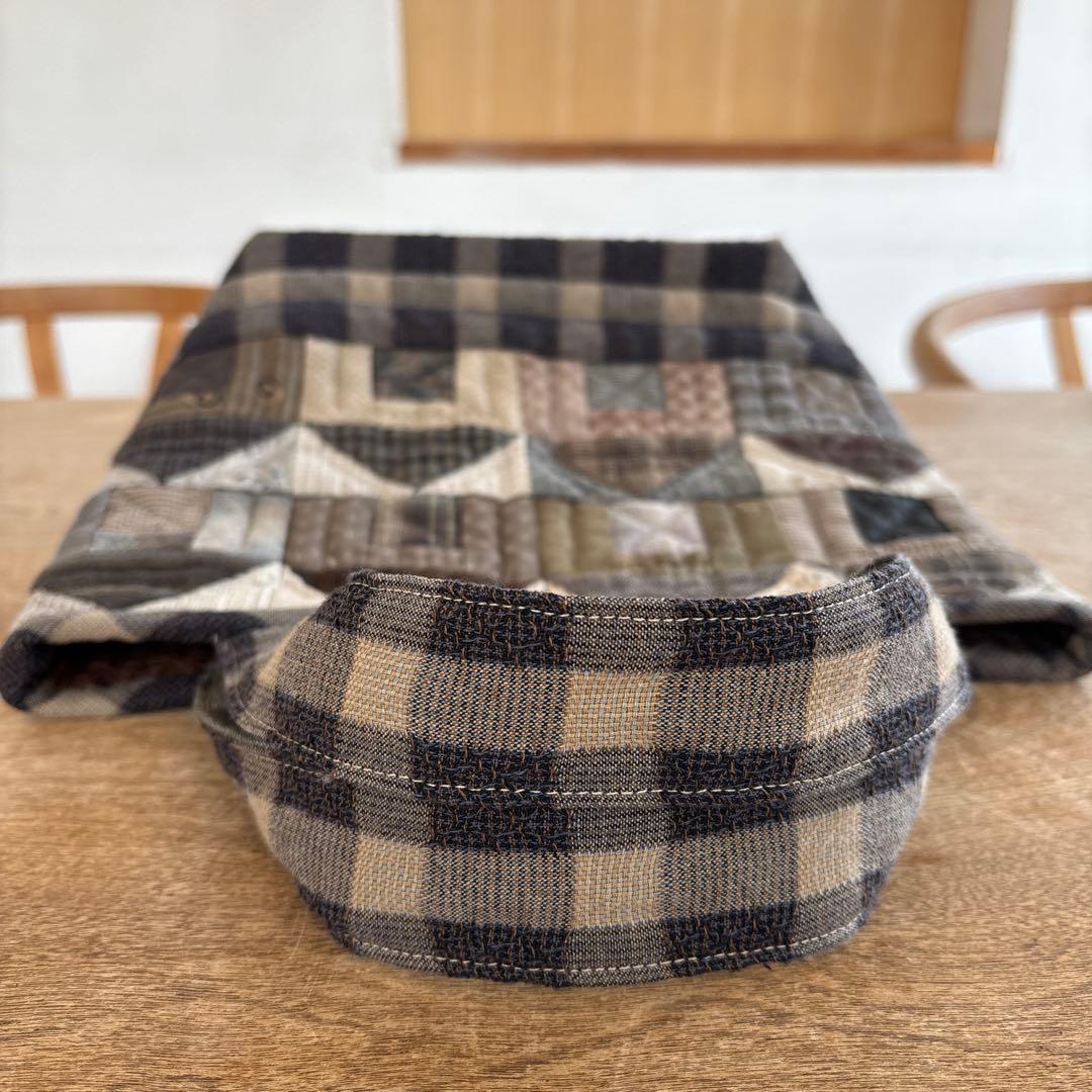 パッチワークキルト　ハウスのトートバック　ハンドメイド