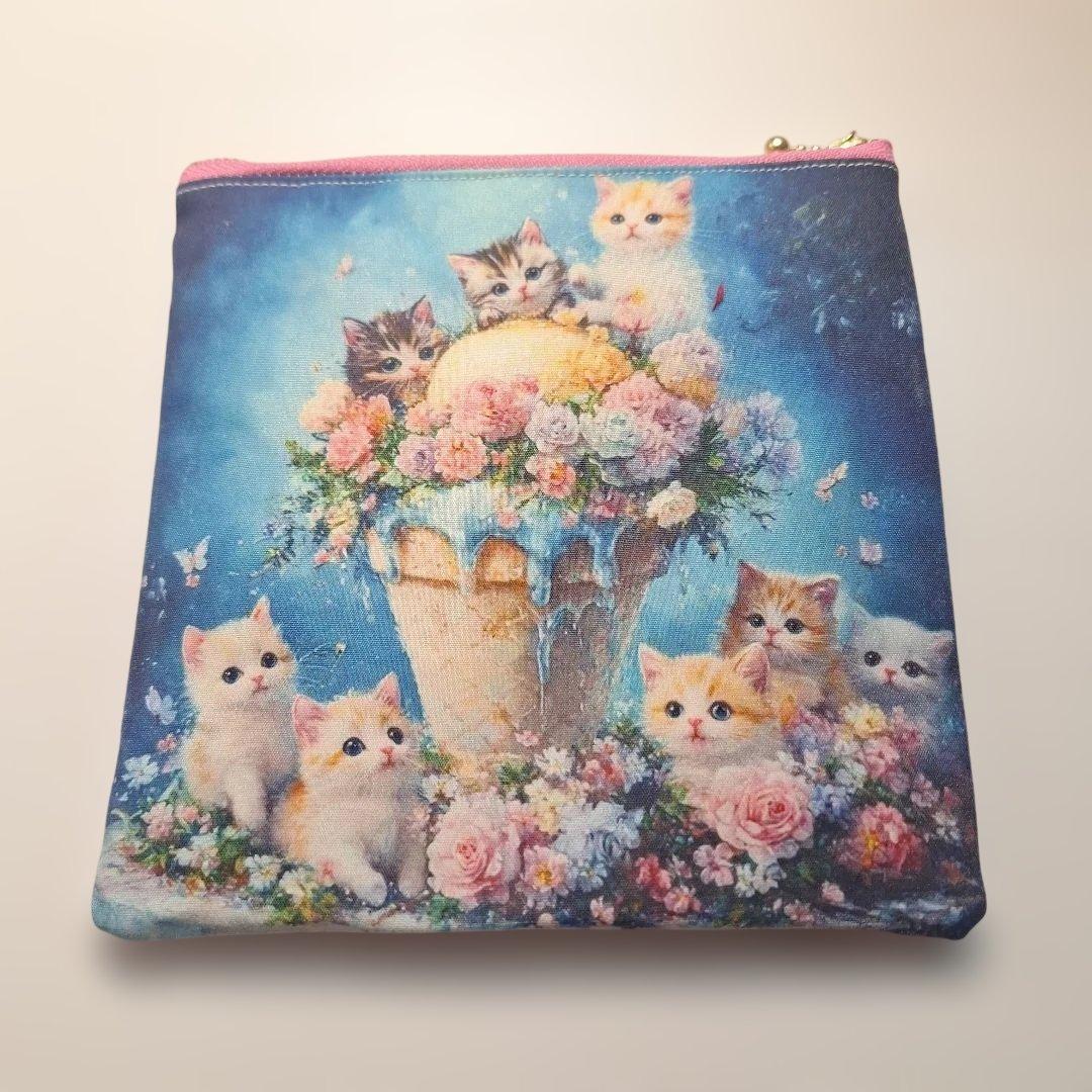 ねこパネル生地　ハンドメイド　フラットポーチ