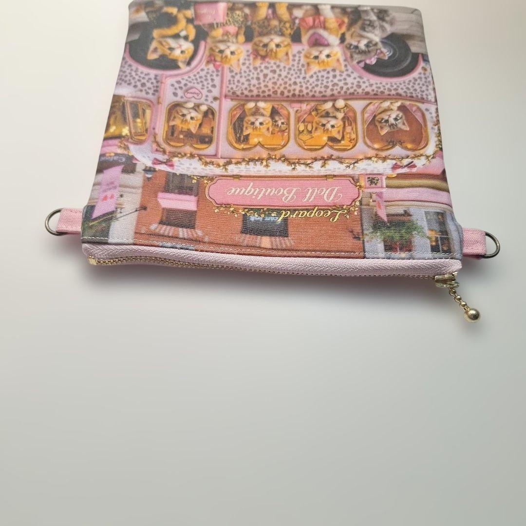 ねこパネル生地　ハンドメイド　フラットポーチ